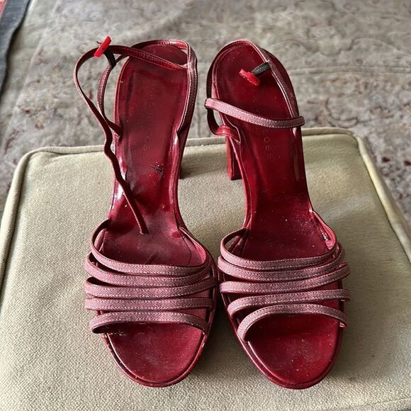 Vintage Marc Jacobs red leather strap 4” heels. - Picture 4 of 7